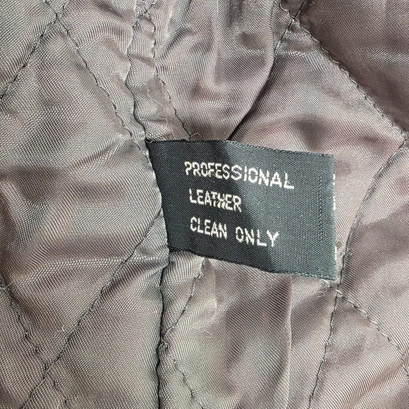 Clout Men's Gray Faux Pebble Leather Belted Jacket Vintage 1980_1990s Size 42